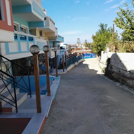Aparthotel Epis 3*