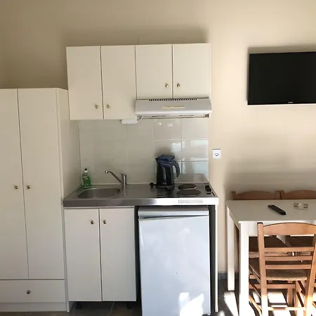 Epis Aparthotel 3*