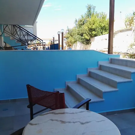 Epis Ξενοδοχείο με διαμερίσματα 3*
