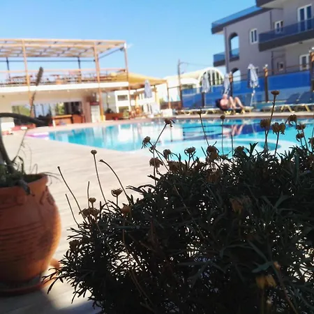 Ξενοδοχείο με διαμερίσματα Epis 3*