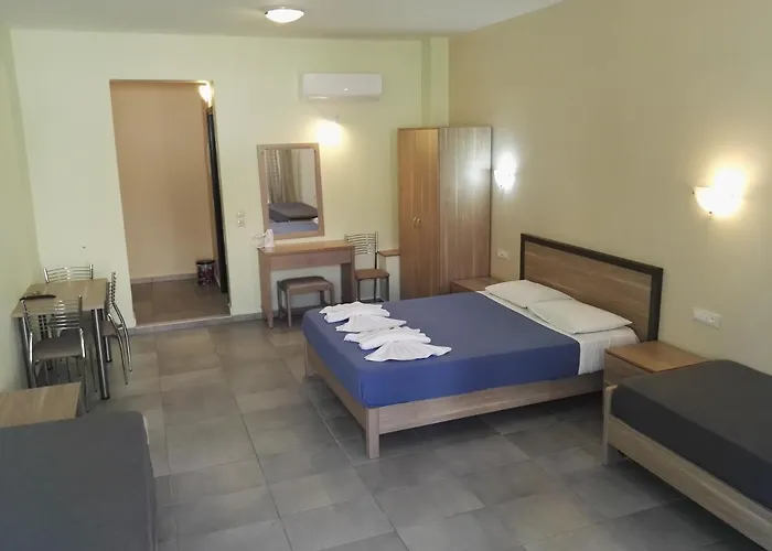 Epis 3* Chania (Crete)