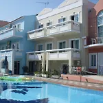 Epis Aparthotel 3*