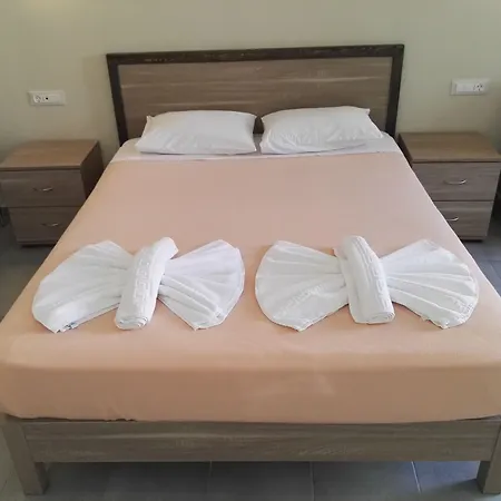 Epis 3* Agia Marina